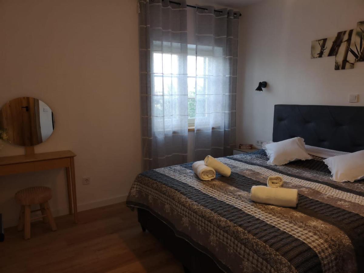 Lovro Luxury Apartment With Jacuzzi And Terrace Sea View Sali Extérieur photo